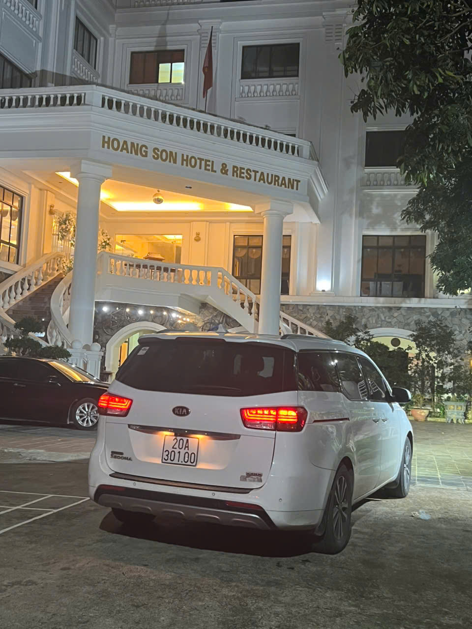 Đặt xe ghép Thái Nguyên đi Sân bay Nội Bài đúng giờ